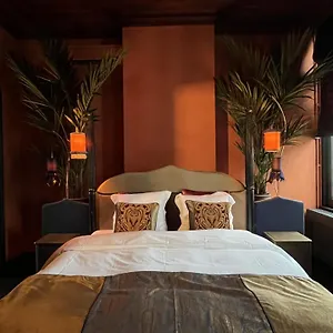 https://la-gloria-no-10.hotelsghent.com