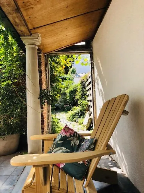 The Greenhouse Antwerp Bed & Breakfast